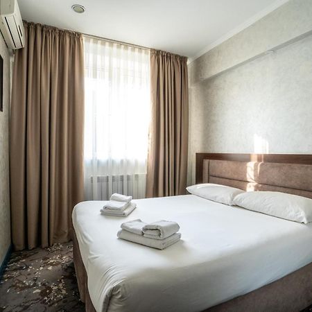 Mildom Express Hotel Almati Kültér fotó