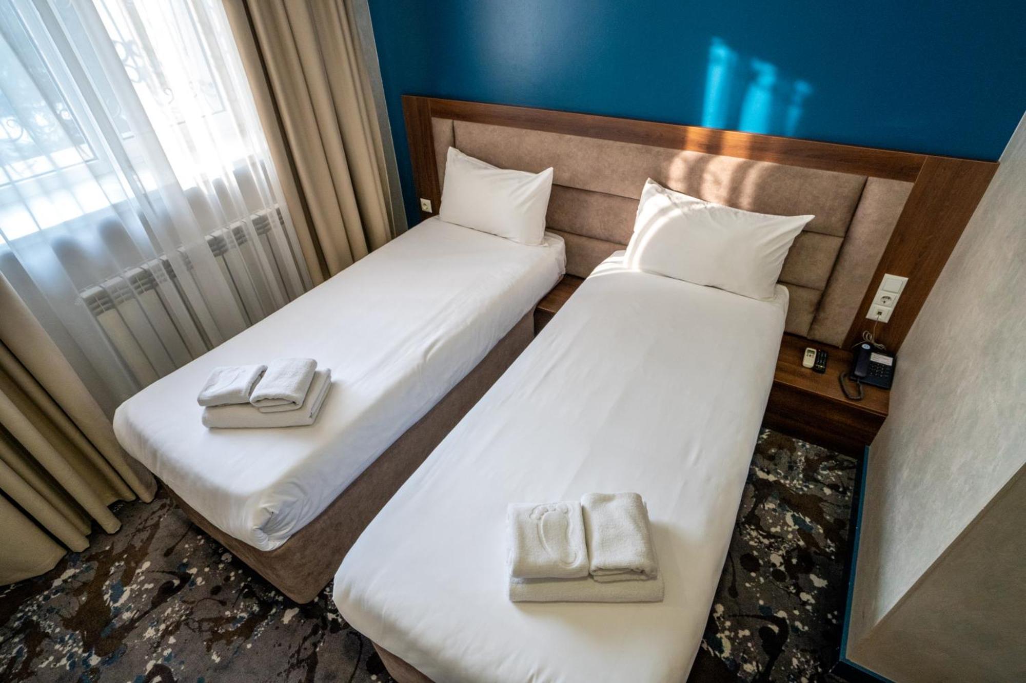 Mildom Express Hotel Almati Kültér fotó