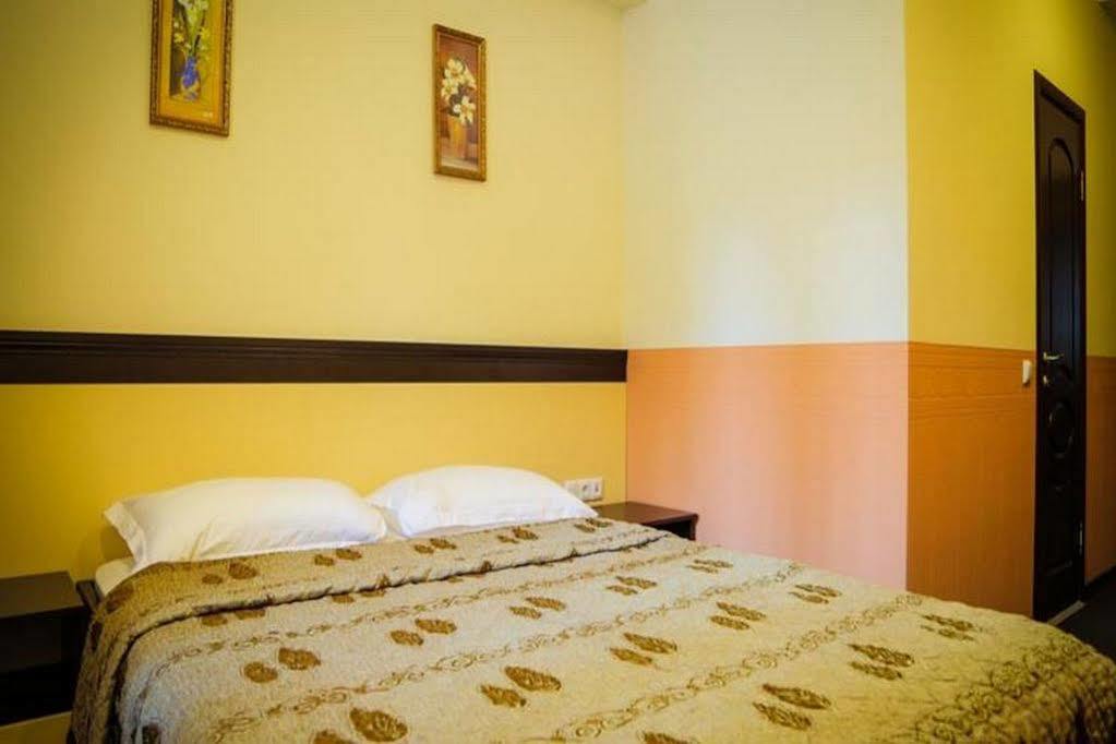 Mildom Express Hotel Almati Kültér fotó